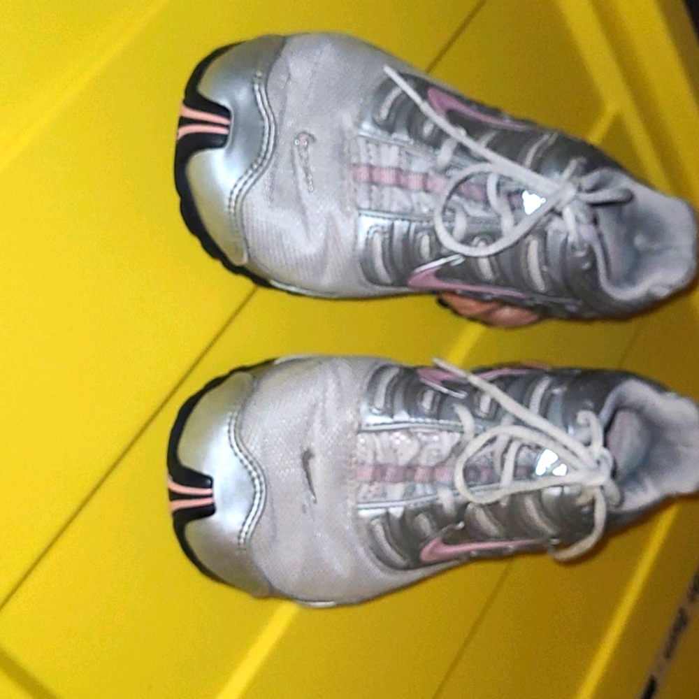 NIKE- woman's running shoe
